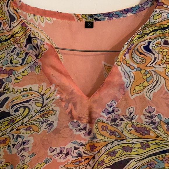 Beach cover-up - Picture 3 of 3